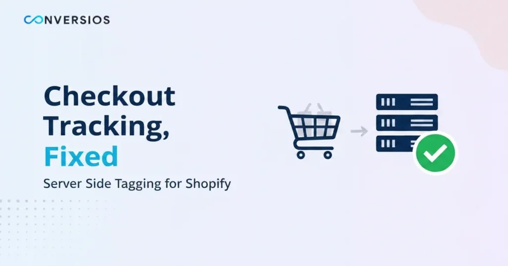 Responsable e-commerce analysant les données de tracking après la migration Shopify Checkout Extensibility sur un tableau de bord multi-écrans