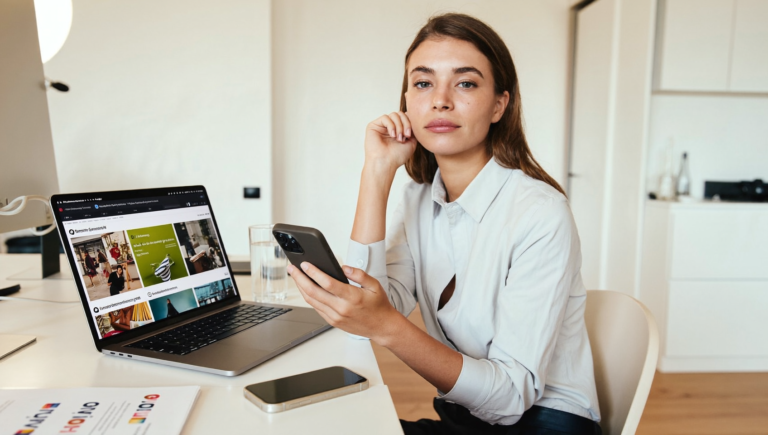 Stratège social media travaillant sur Your Algorithm Instagram et la clarté de niche d'une marque